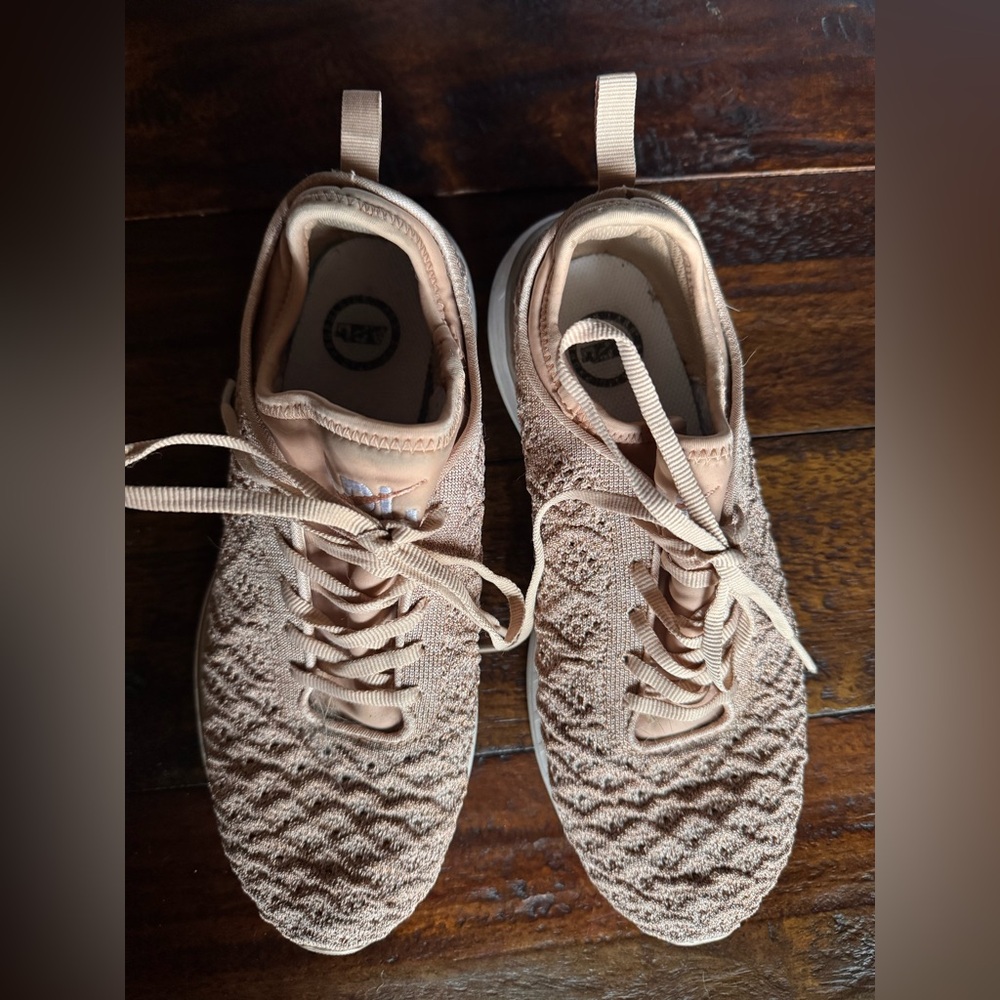 APL Rose Gold